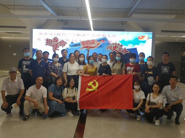 “忠诚市监” | 市局召开机关年轻干部集体谈心谈话会
